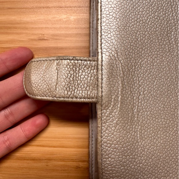 Authentic Chanel Caviar CC wallet in metallic - Picture 9 of 16